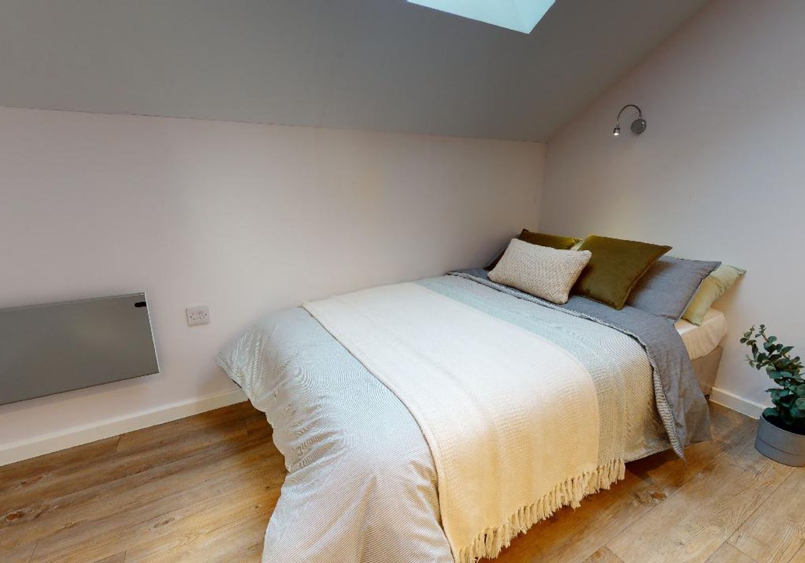  Silver 2 Bed Apartment  -  iQ Brighton  - Gallery -  4