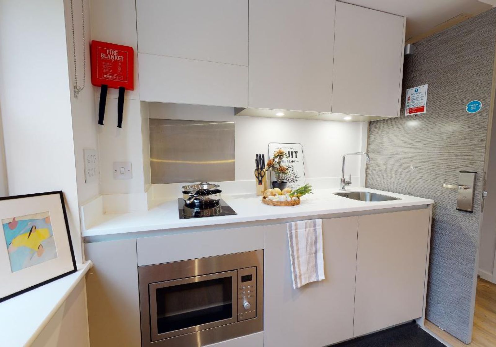  Silver 2 Bed Apartment  -  iQ Brighton  - Gallery -  4