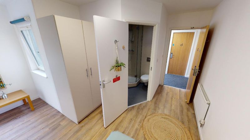 Silver En-Suite Plus - 3