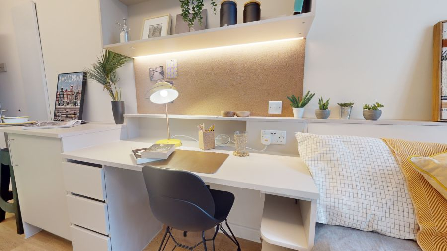 Bronze Studio - 3