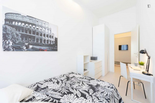 Very nice double bedroom in a student flat, in the centre of Padua - Gallery - 3