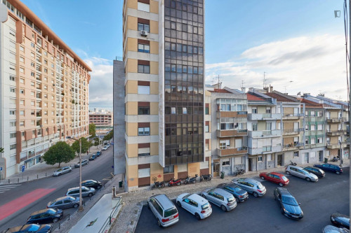Welcoming studio in Entrecampos e muito prox. ISCTE