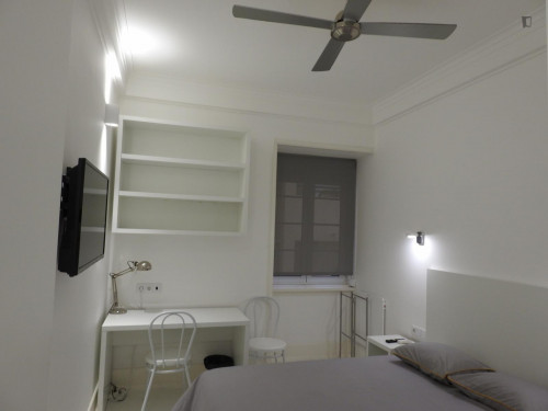 Restful double bedroom in Saldanha