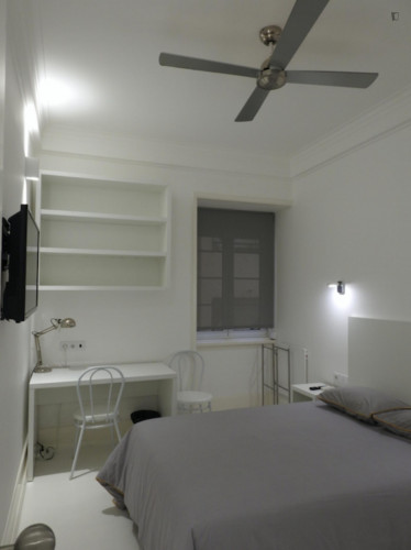 Restful double bedroom in Saldanha