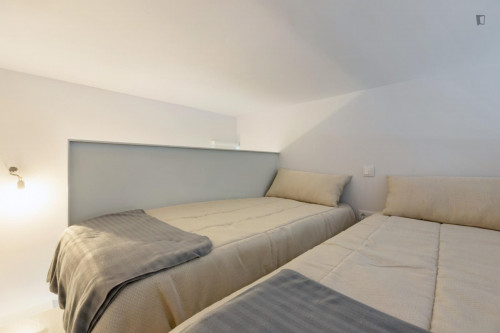 Stylish Room, for 1 or 2 people, in Paranhos, close to universities