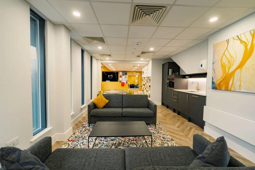 First Floor Studio (Courtyard View) - 43