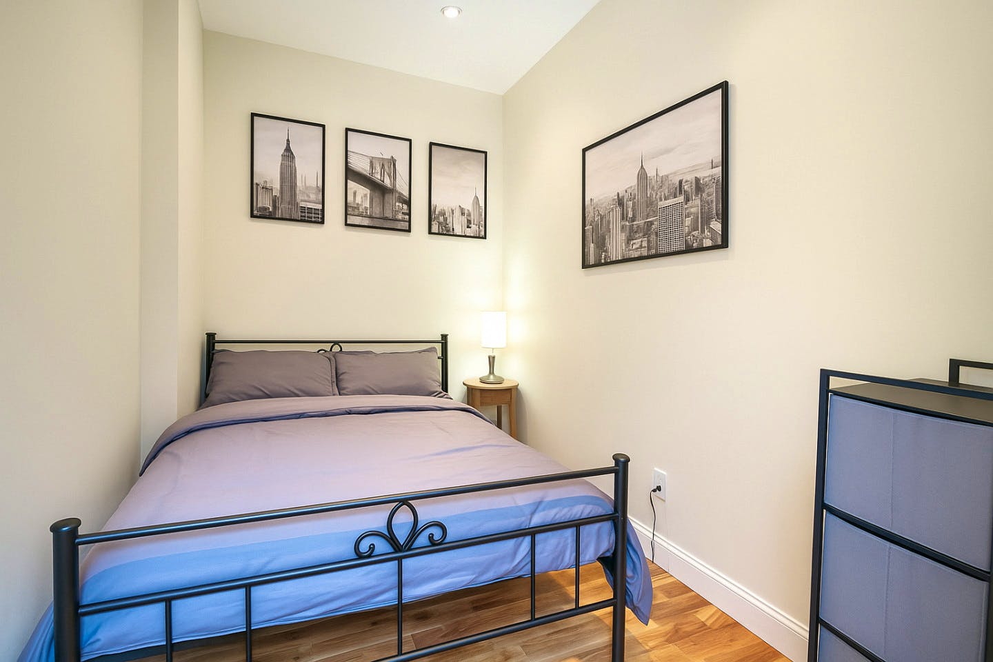 Medium Room (803) - Stunning Bright Complex w/ Terrace + Coworking - Gallery - 2