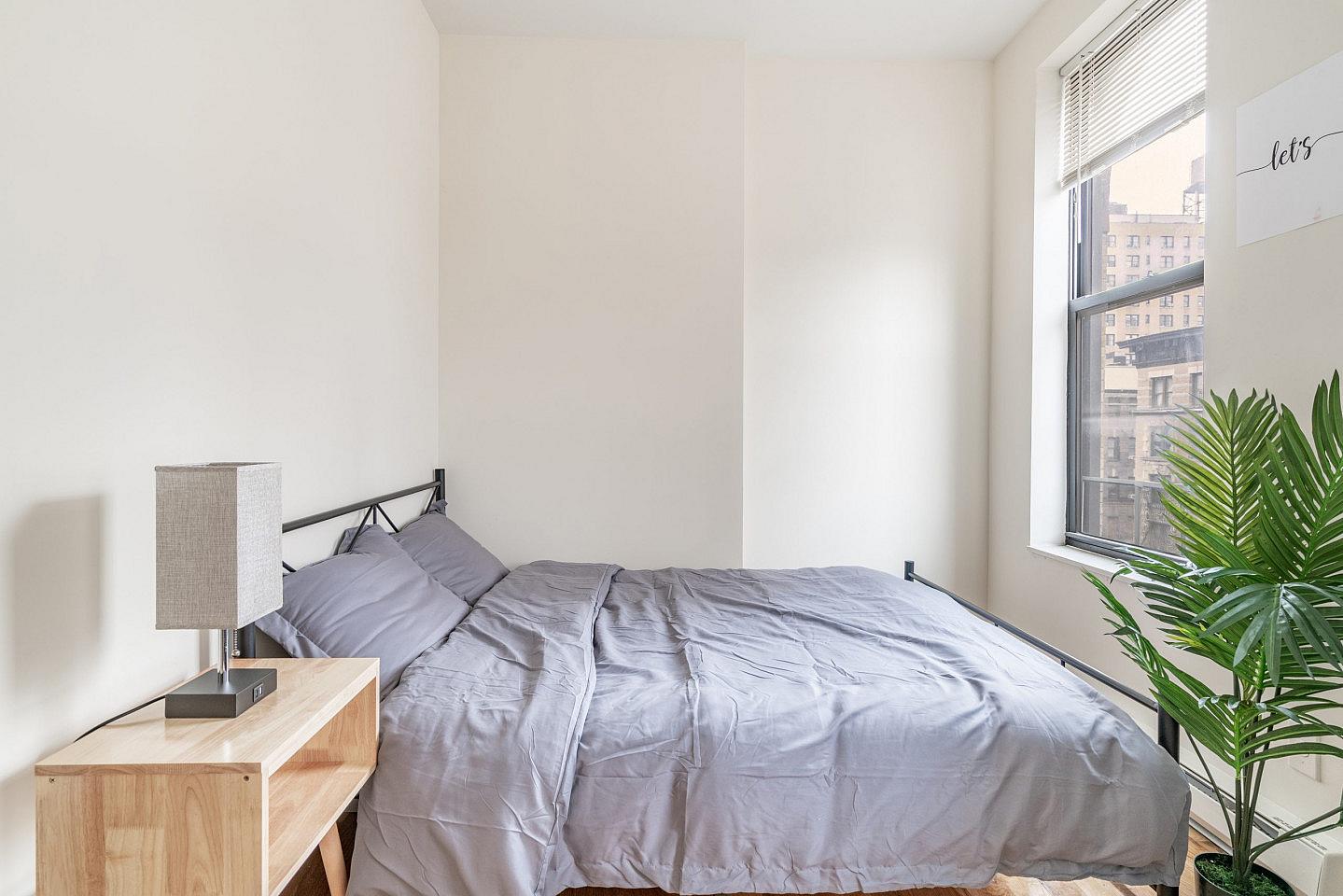 Large Room W/ Desk And AC (804)  -  Stunning Bright Complex w/ Terrace + Coworking  - Gallery -  13