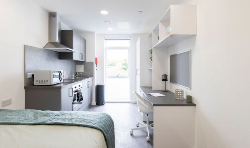  5 Bed Classic En-Suite  -  The Cavendish  - Gallery -  1