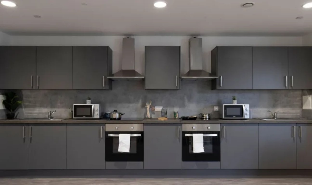  5 Bed Classic En-Suite  -  The Cavendish  - Gallery -  2