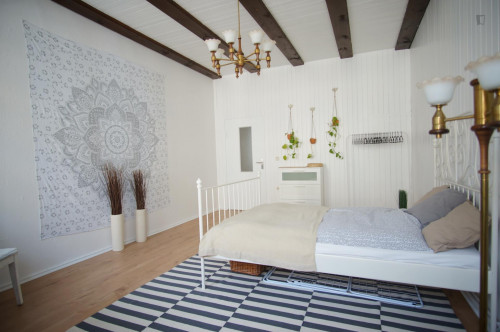 Welcoming spacious room in 3-bedroom flat near U Heinrich-Heine-Strasse metro - Gallery - 19