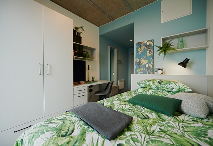 Silver En-Suite - 1