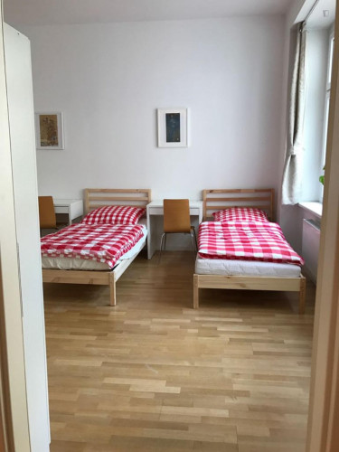 Single bed in a triple bedroom in Schöneberg - Gallery - 17