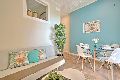 Bright 2-bedroom apartment with a sunny terrace, in Penha de França - Gallery - 16