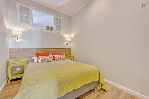 Bright 2-bedroom apartment with a sunny terrace, in Penha de França - Gallery - 6