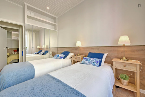 Bright 2-bedroom apartment with a sunny terrace, in Penha de França - Gallery - 9