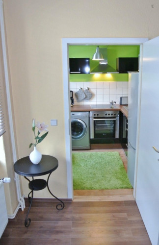 Wonderful 1-bedroom apartment in Berlin, Schöneberg, near Eisenacher Strasse metro station