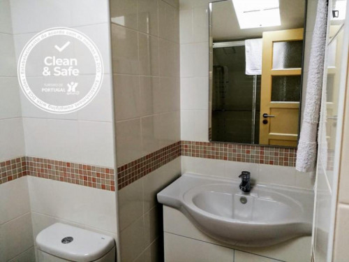 Pleasant twin ensuite bedroom in Braço de Prata