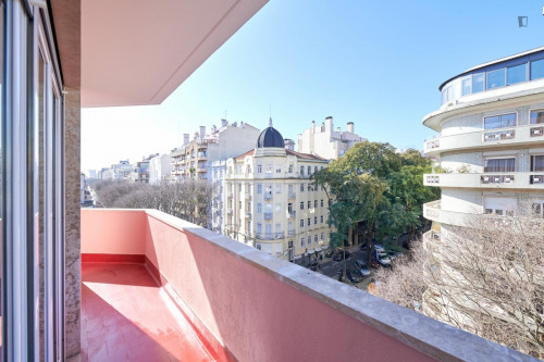 Brilliant double bedroom close to Instituto Superior Técnico - Gallery - 7