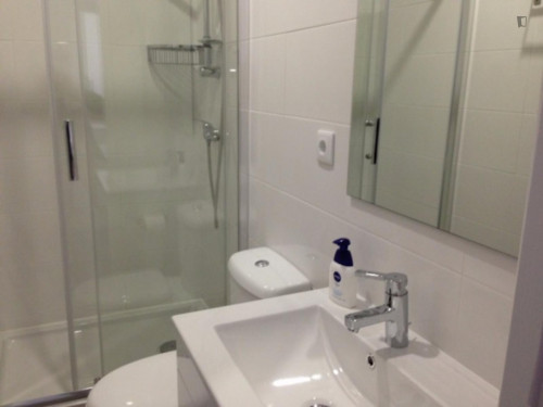 Splendid 1-bedroom apartment next to Alvalade metro station - Gallery - 9