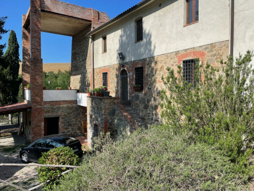 Creative Coliving Retreat in Serene Umbria Near Lake Trasimeno