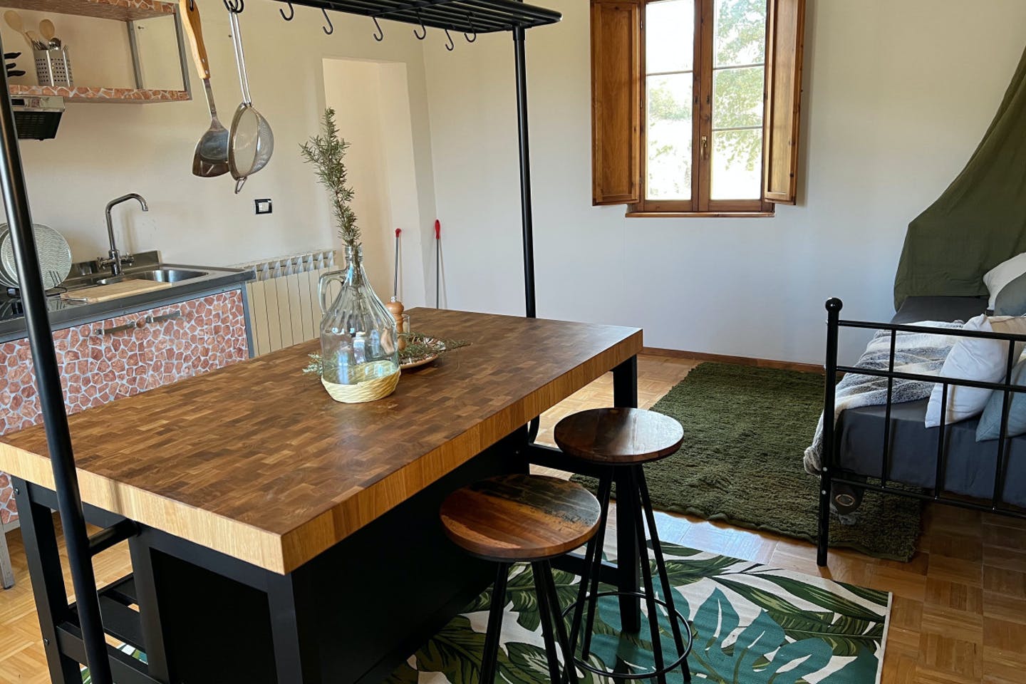 Private Apartment - 8