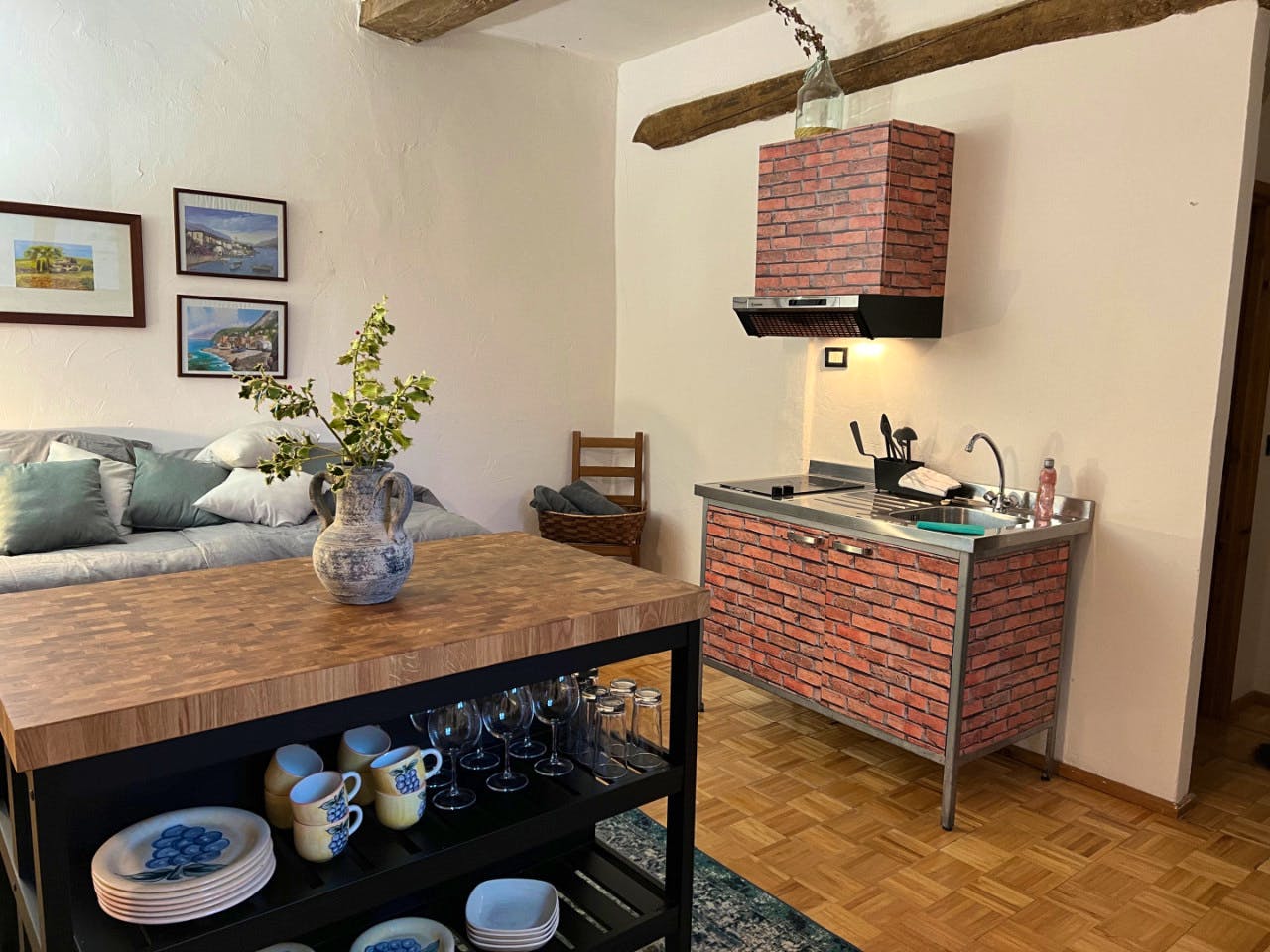 Large Apartment - 2