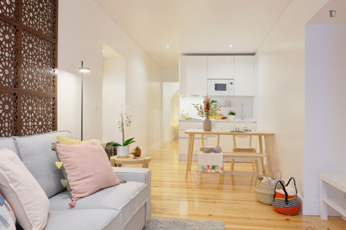 Beautiful 1-bedroom apartment in Campo de Ourique - Gallery - 17