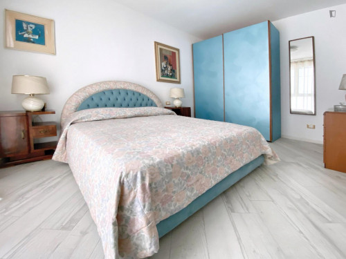 Sublime 2-bedroom apartment in Bolognina - Gallery - 10