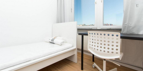 Warm single bedroom in Charlottenburg - Gallery - 2