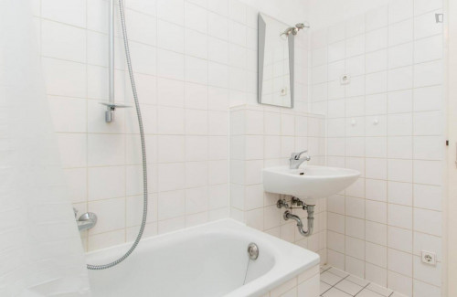 Warm single bedroom in Charlottenburg - Gallery - 10