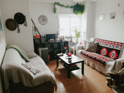 One double bedroom apartment 3min walking from the tube