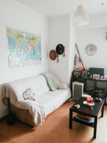 One double bedroom apartment 3min walking from the tube