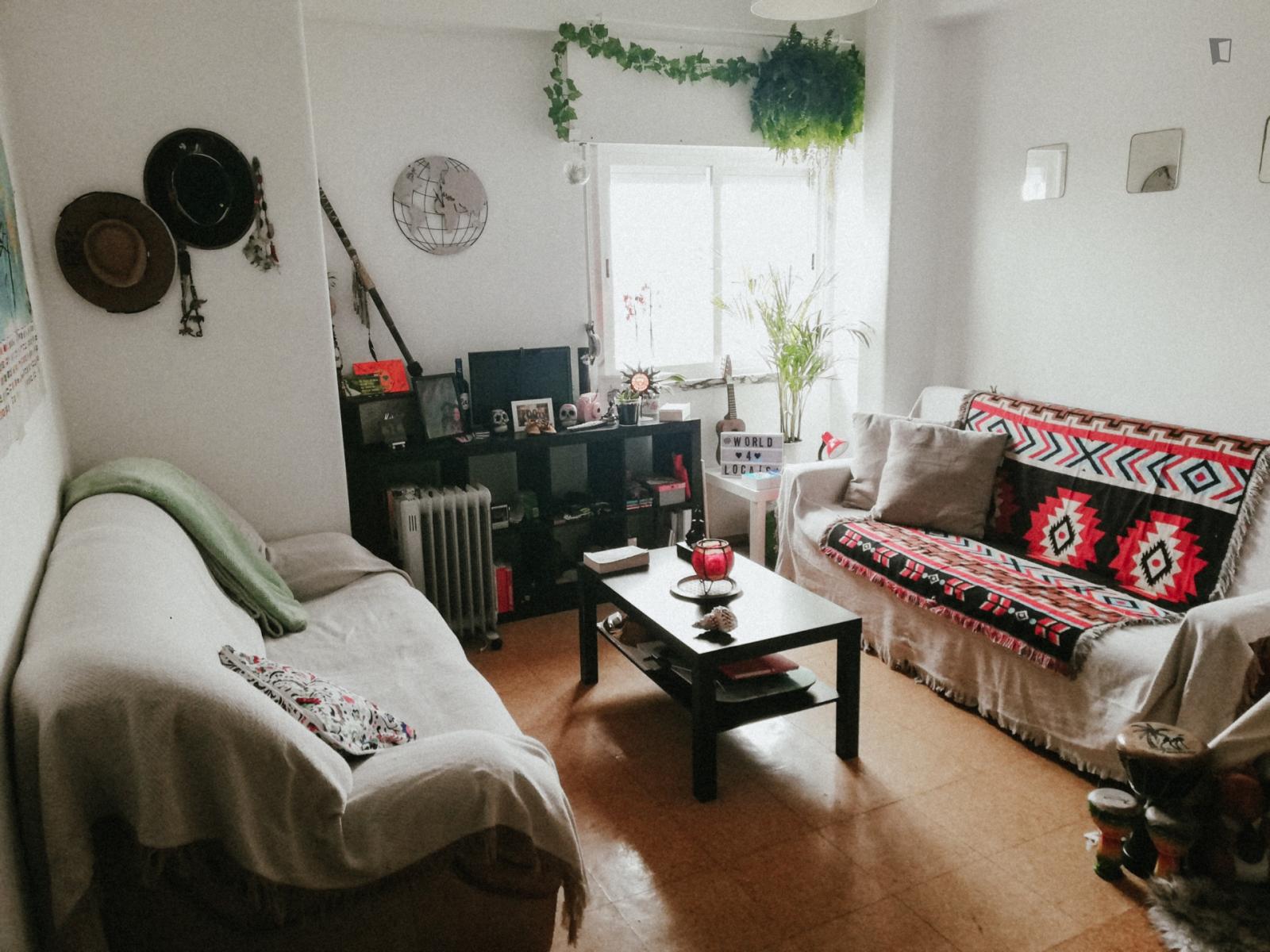 One Double Bedroom Apartment 3min Walking From The Tube - 1