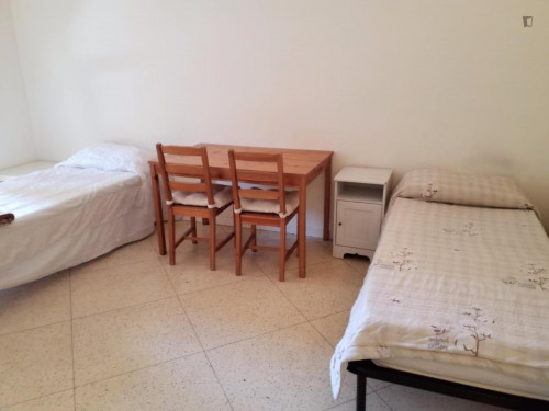 Spacious 2 bedroom apartment close to NABA