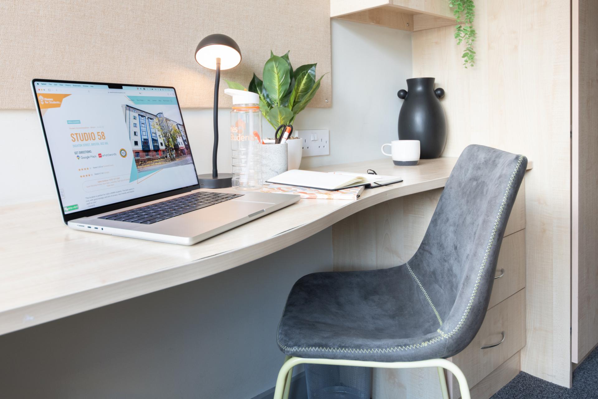  Premium Studio  -  Studio 58  - Gallery -  3