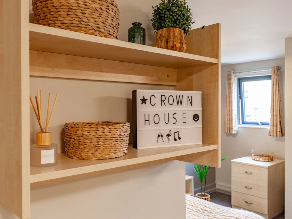  Classic Studio  -  Crown House  - Gallery -  6