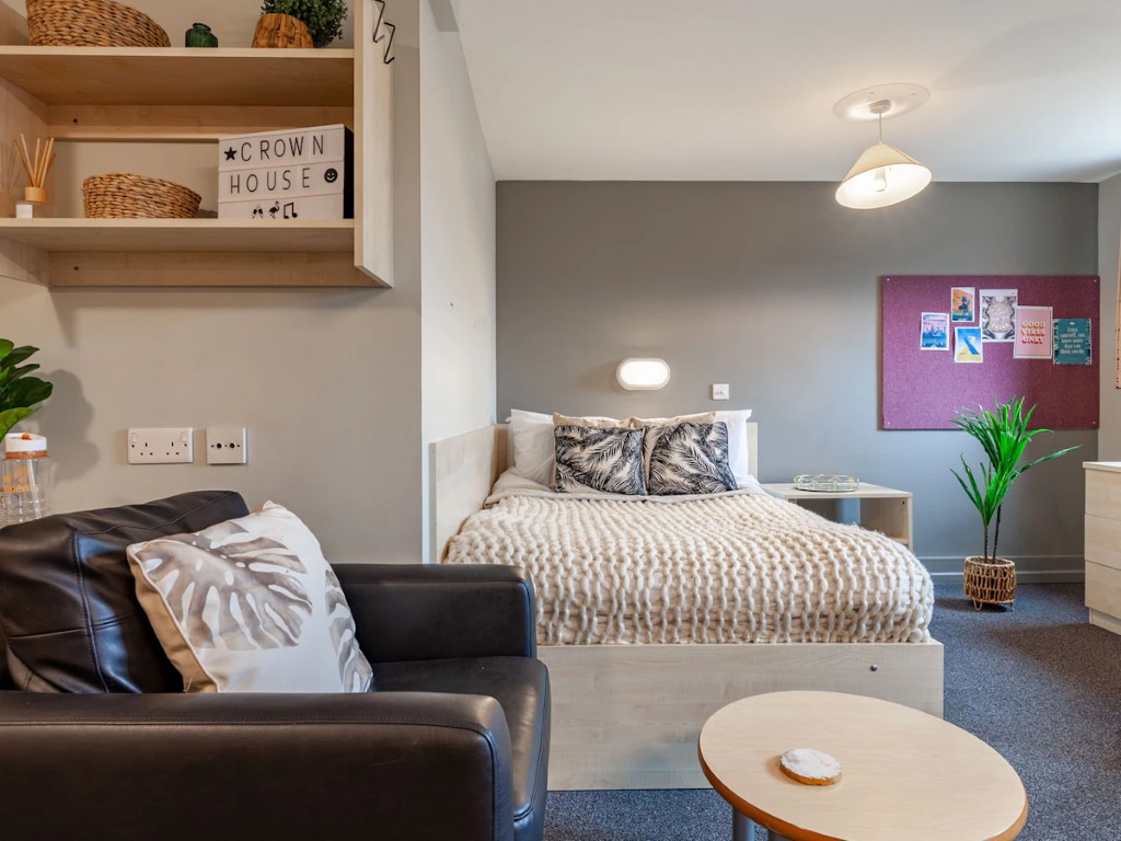  Classic Studio  -  Crown House  - Gallery -  10