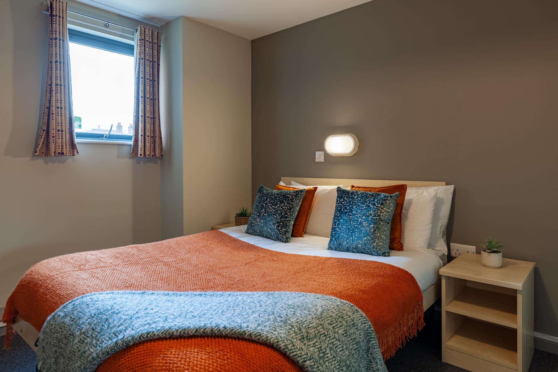 One Bed Flat - Crown House - Gallery - 21