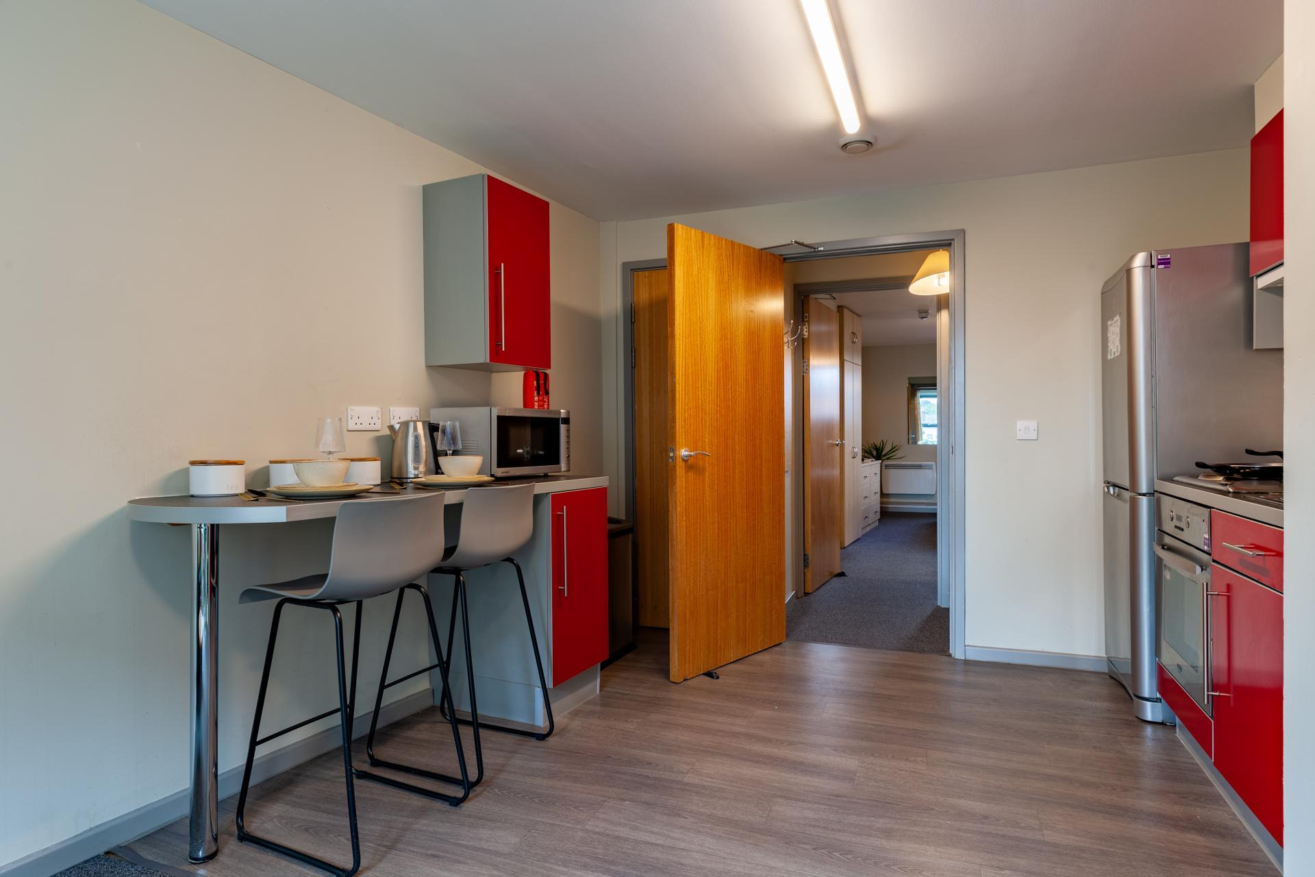 One Bed Flat - Crown House - Gallery - 2
