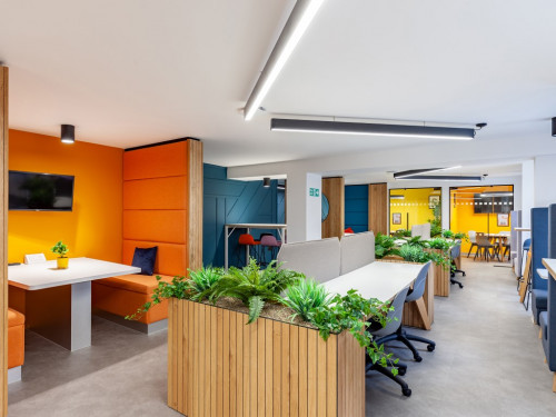 Devonshire Courtyard - Communal Area