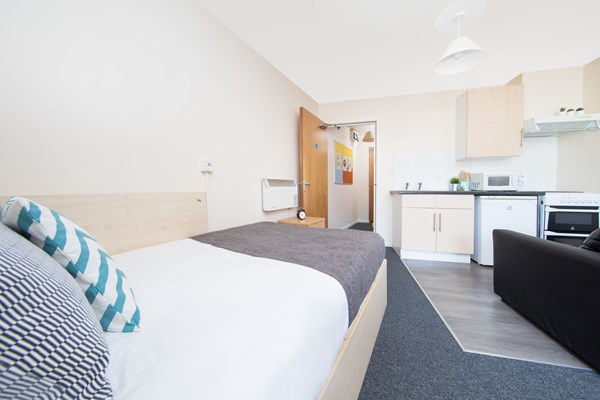  Classic Studio  -  Devonshire Courtyard  - Gallery -  3