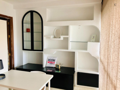 Charismatic double bedroom in Los Remedios