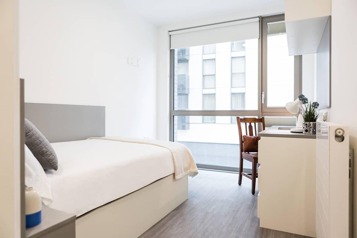  Silver En-Suite - Street View, Dual-View | Mid Level  -  Lewisham Residence - Flexible Tenancies  - Gallery -  1