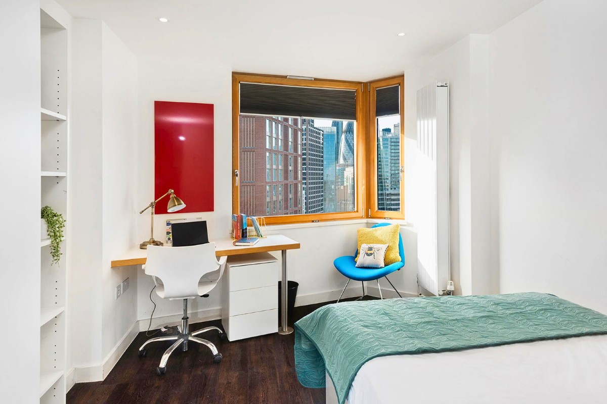  Silver Studio (Alternative Design) - Standard View | Mid Level  -  Aldgate Residence - Flexible Tenancies  - Gallery -  3