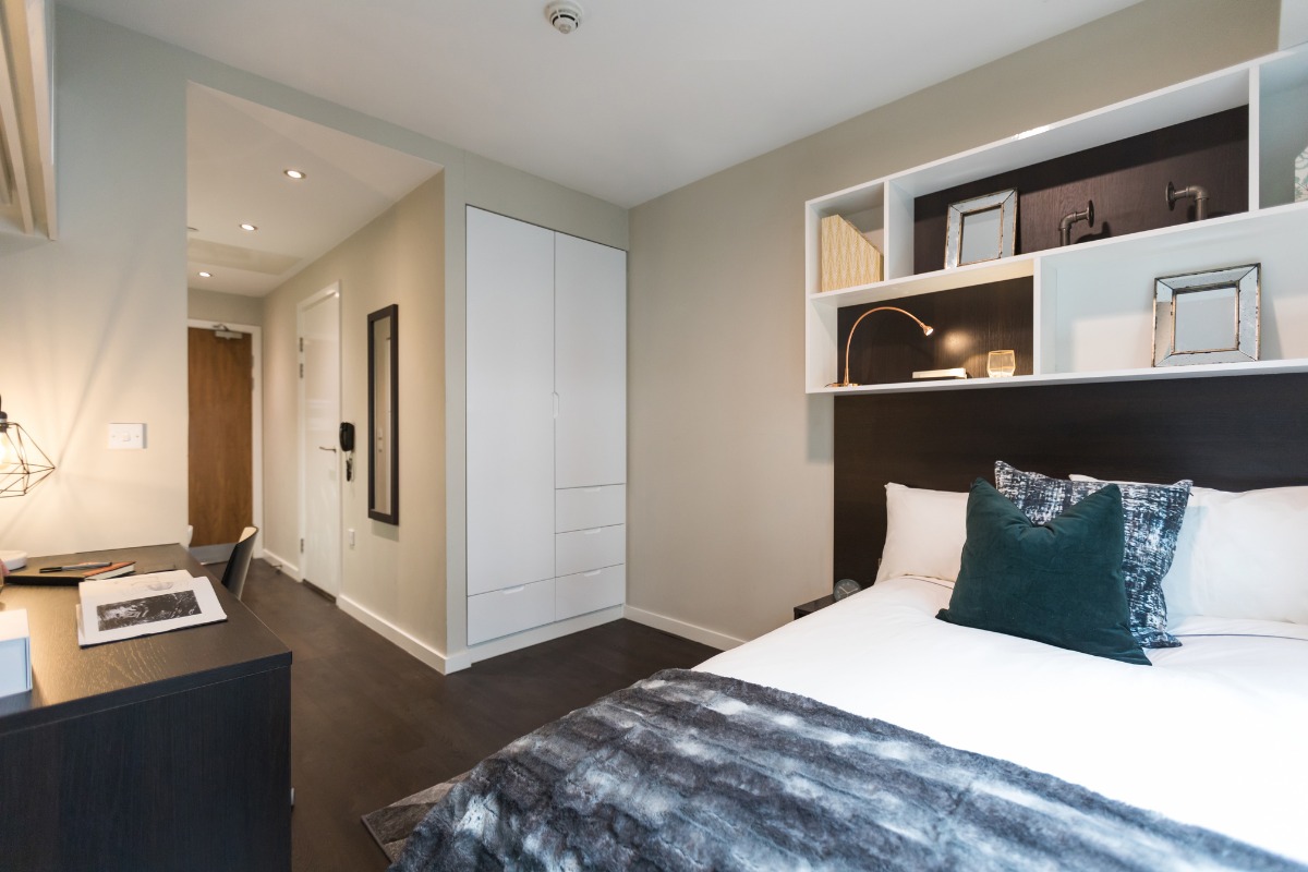  Silver Studio - Courtyard View | Lower Level  -  Old Street Residence - Flexible Tenancies  - Gallery -  4