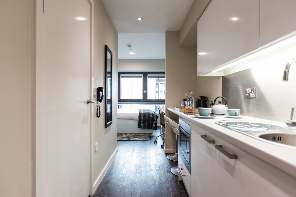  Silver Studio - Standard View | Lower Level  -  Old Street Residence - Flexible Tenancies  - Gallery -  7