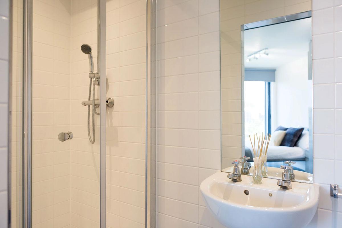  Silver Ensuite Mid Level  -  Highbury Residence - Flexible Tenancies  - Gallery -  2