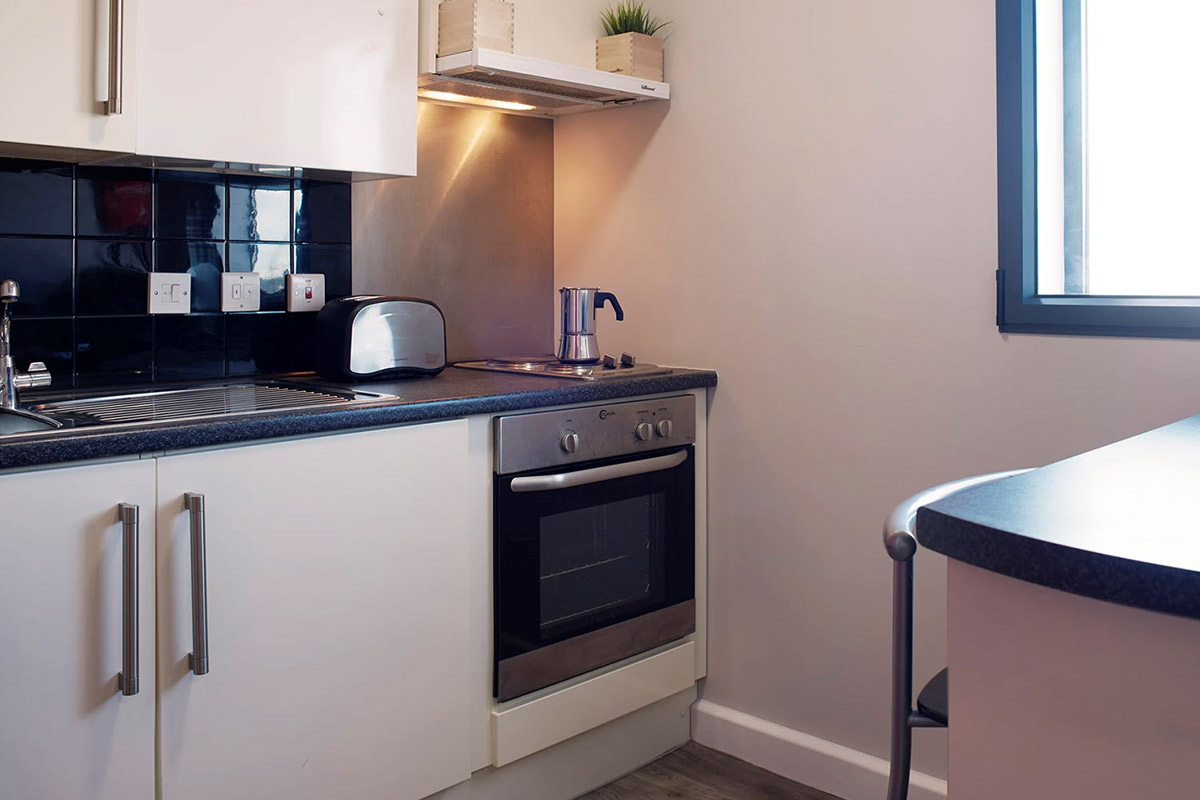  Bronze Studio - Courtyard View | Mid Level  -  Highbury Residence - Flexible Tenancies  - Gallery -  3