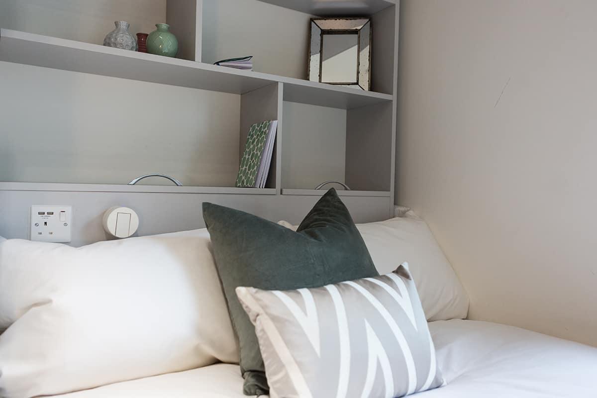  Bronze Studio Lower Level  -  Islington Residence - Flexible Tenancies  - Gallery -  4